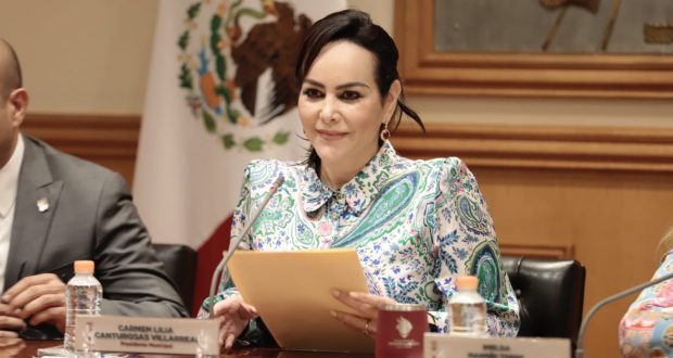 Presidenta Municipal, Carmen Lilia Canturosas Villarreal.