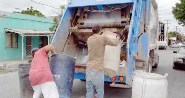 Camión recolector, recolección de desechos